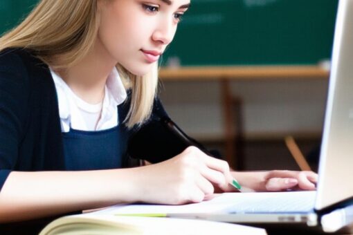 Como Cursos Online Potencializam Carreiras e Liderança Social