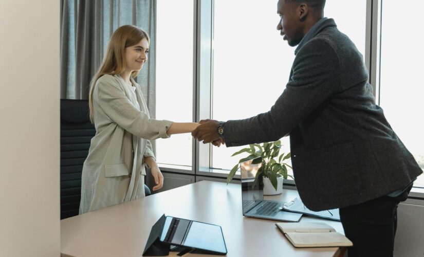 Valorização Profissional: Conheça Seus Direitos e Oportunidades na Carreira
