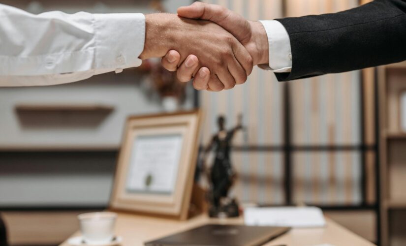 Garantindo Seus Direitos: Dicas Jurídicas Essenciais para Profissionais do Trabalho
