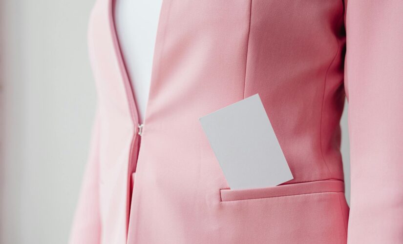 Dicas de Estilo: Como Vestir para o Trabalho com Elegância e Profissionalismo
