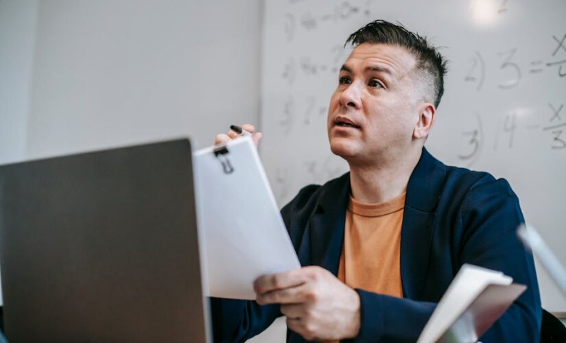 Como Empreender com Cursos Online de Tecnologia Educacional