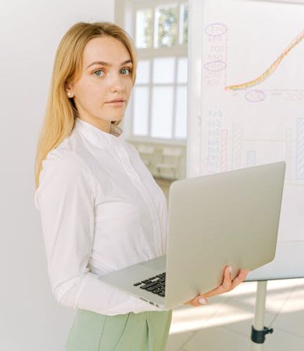 Crescimento Local Integrado: Educação e Negócios