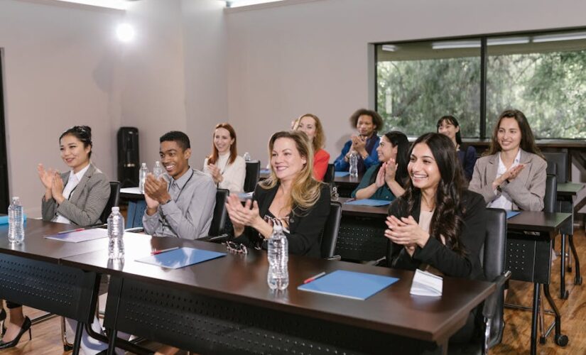 Como a Educação e o Desenvolvimento Pessoal Potencializam o Sucesso nos Negócios