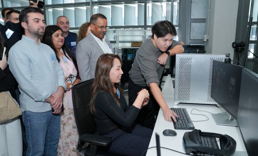 Como a Formação Profissional Potencializa Carreiras em Negócios e Tecnologia